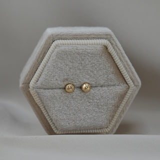 14k Gold Fancy Round Earrings