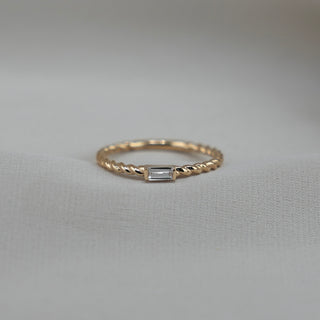 14k Gold Fancy Twist Ring
