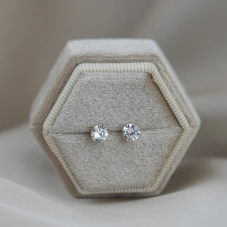 14k Gold 5mm Cz Earrings