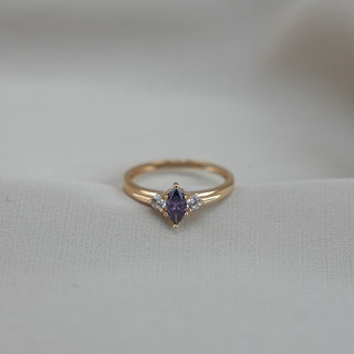 14k Gold Fancy Ring