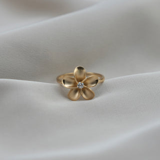 14k Gold Hawaiian Flower Ring